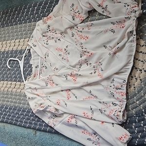 Long sleeve flower blouse